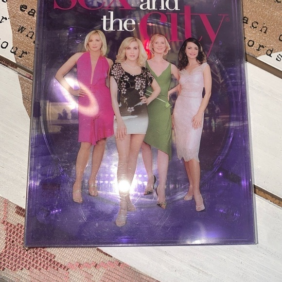 COPY - Sex and the City - Complete Series Seasons 1-6 - Picture 9 of 12